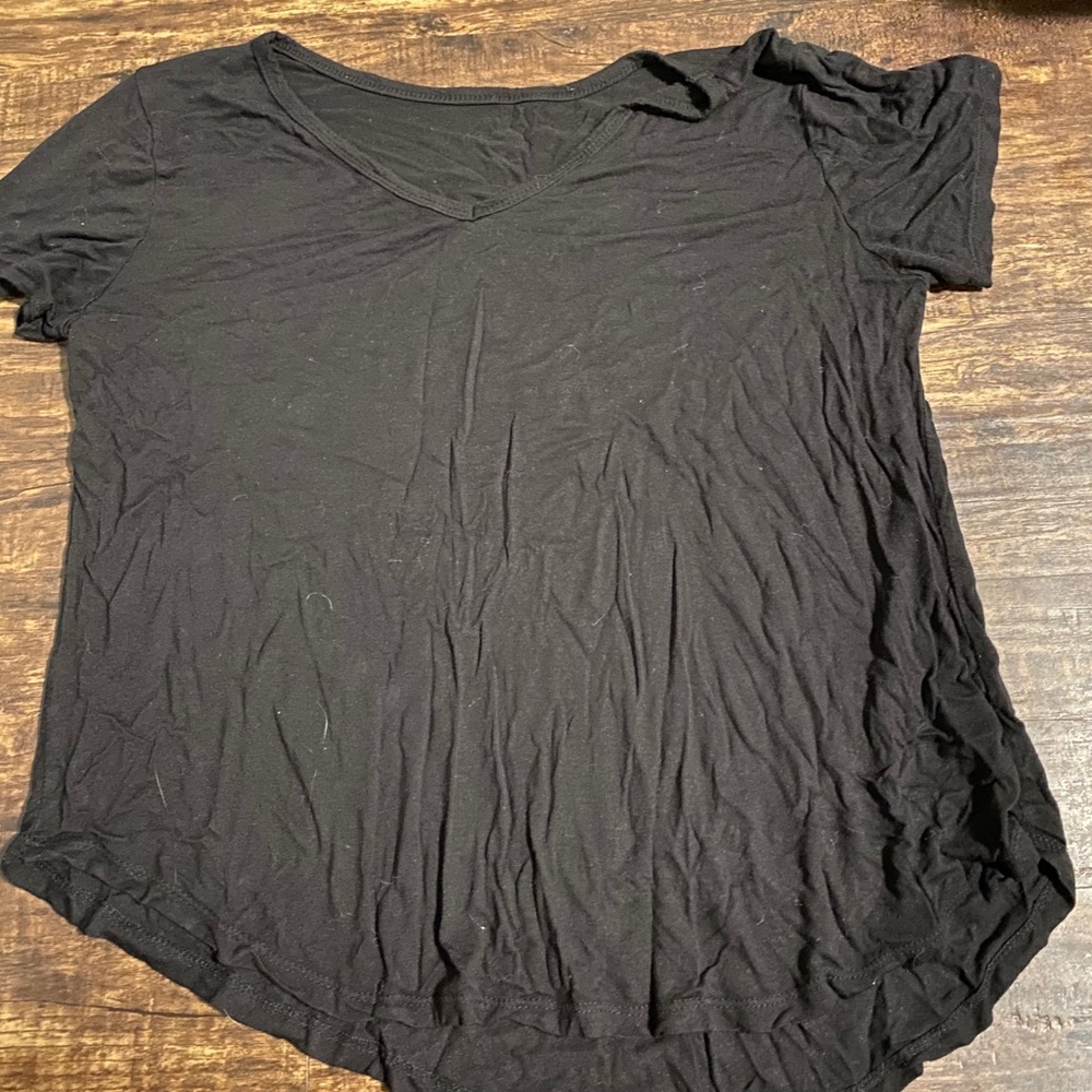 Black tee